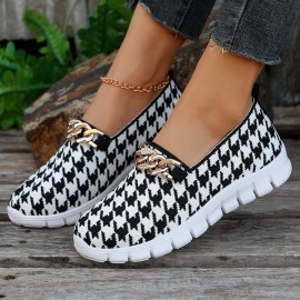 Fashionable Women's Sneakers - Mesh Comfort, Anti-Slip Sole with Chic Metal Chain Detail, Casual and Sporty