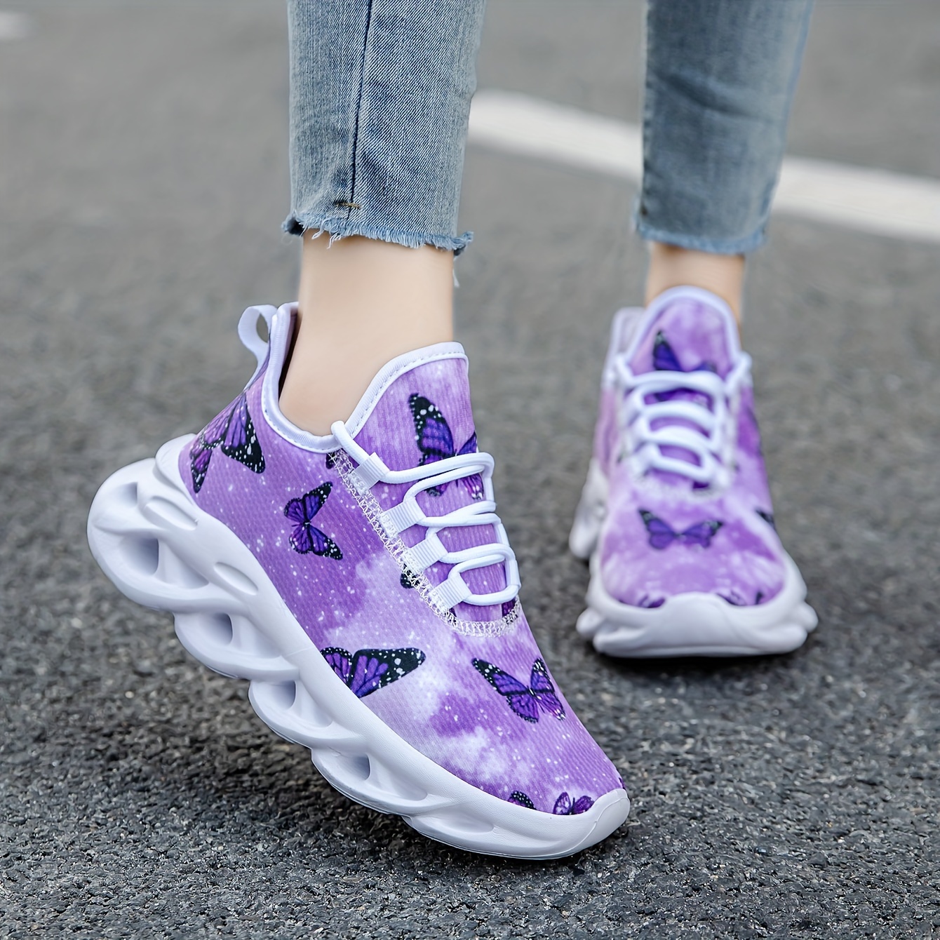 outdoor sneakers butterfly print blade type breathable wear details 1